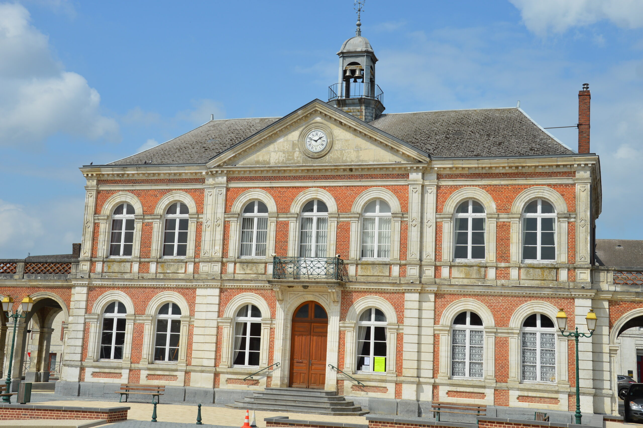 Mairie de Brunehamel
